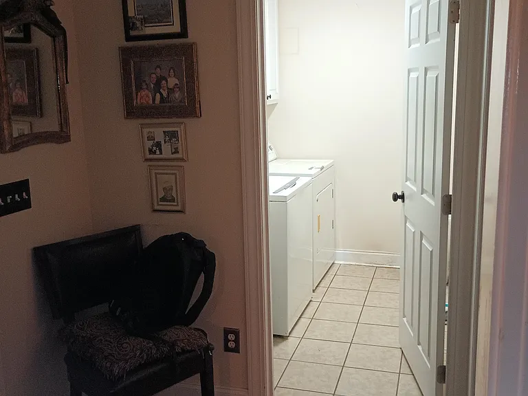 2233 Bracey Ave — Photo 9