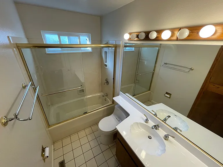 38639 Farwell Dr — Photo 5