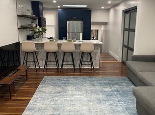 4224 Chestnut St FLOOR 3, Philadelphia, PA 19104