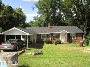 520 Oak St, Swainsboro, GA 30401