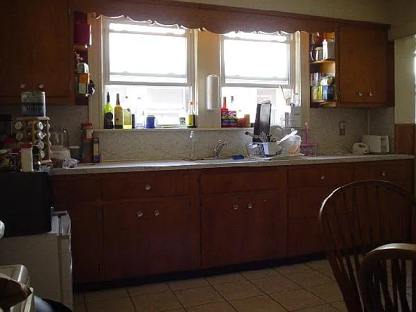 5 bed, 1.0 bath, $3,800 — Photo 2