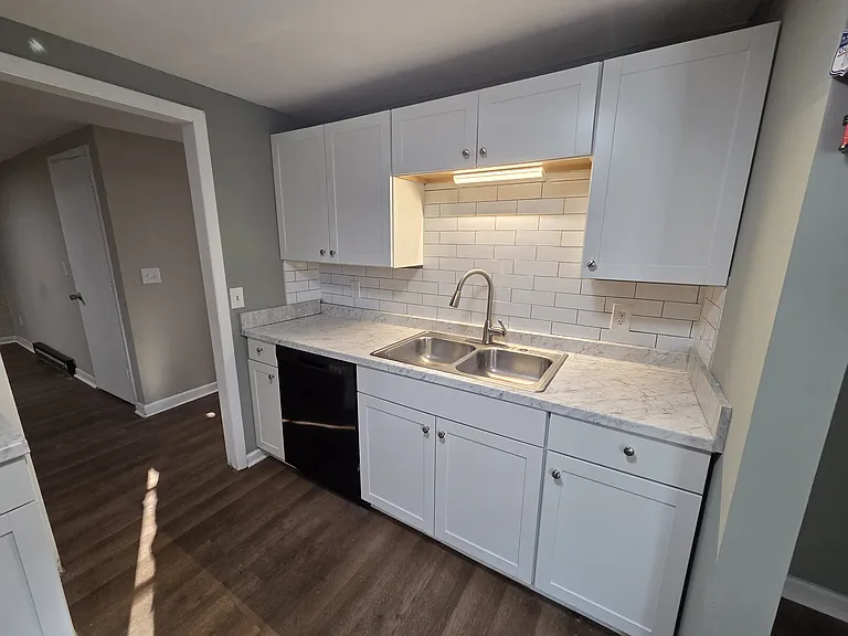 2424 Tinnell Ct #2424 — Photo 1