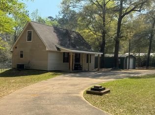 302 Nottingham Dr NW, Whigham, GA 39897