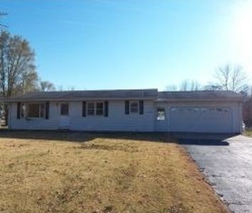 10449 James St, White Pigeon, MI, 49099