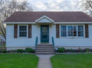 718 Maple St, Chippewa Falls, WI 54729