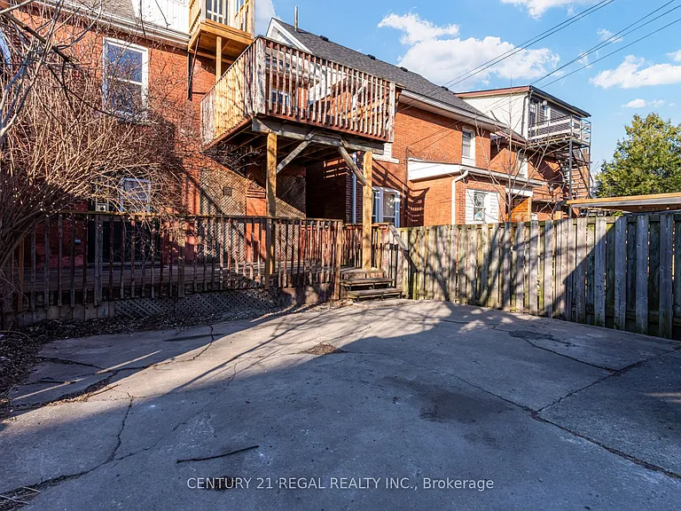 184 Maplewood Ave — Photo 47