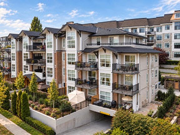 2nd image of 827 Roderick Ave #105