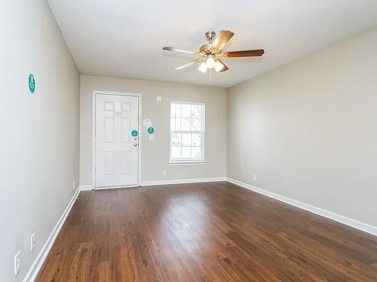 1120 Sima Shabat Ct — Photo 4
