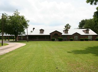 2200 Huffman Eastgate Rd, Huffman, TX 77336