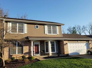 606 Rustic Valley Dr, Ballwin, MO 63021