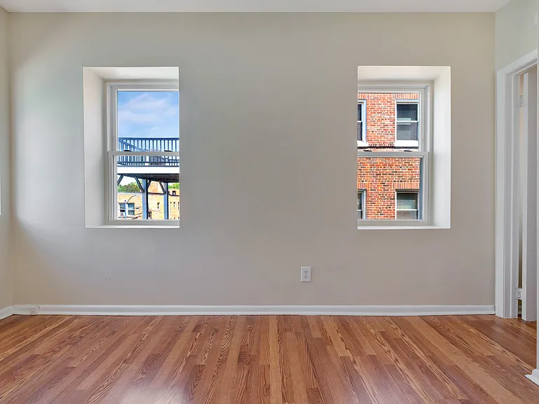 4102 14th St NW #2 — Photo 17