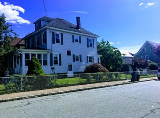 383 High St, Lowell, MA 01852