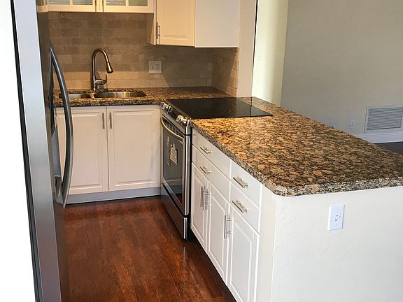 4th image of 2880 Lake Osborne Dr APT 111
