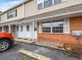 606 Country Ln APT A, Morton, PA 19070