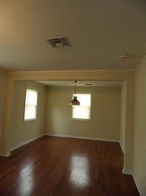 2nd image of 105 Hathaway Pl