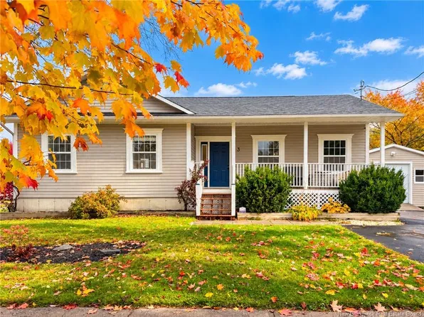 3 Amanda St, Fredericton, NB E3G 0N5