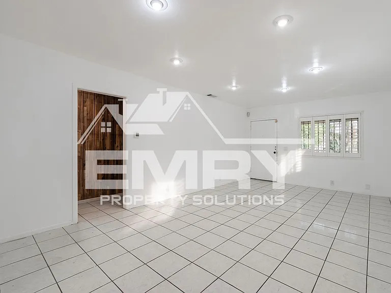 6221 Fishburn Ave — Photo 22