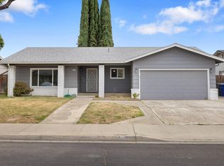 3225 Nightingale Dr, Modesto, CA 95356