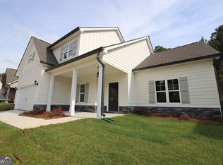 121 Celebration Blvd, Lagrange, GA 30241