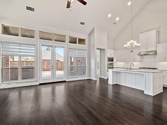 3rd image of 2417 Saffire Way