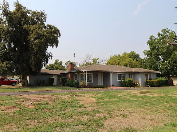 2nd image of 1109 W Pico Ave