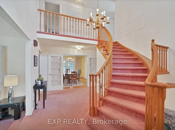 103 Longwater Chase, Markham, ON L3R 4A9