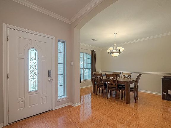 4th image of 1135 Park Breeze Court