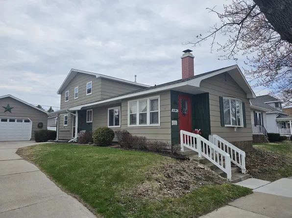 1234 South 19th STREET, Manitowoc, WI 54220