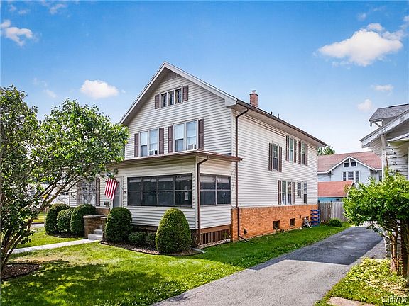 3rd image of 2236 Sunset Ave