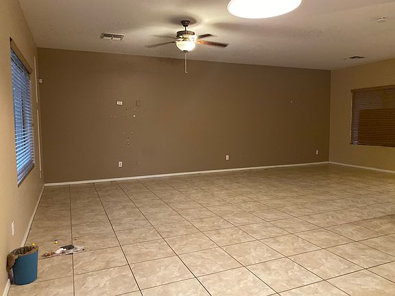 3rd image of 12079 W Valentine Ave