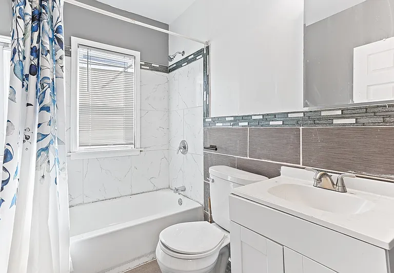 2045 Clements St #2 — Photo 11