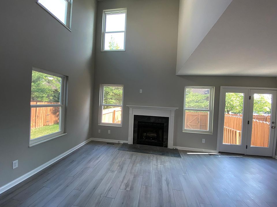1st image of 557 Chadwood Dr
