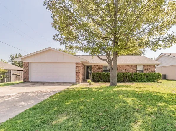 504 Rolling Hills Dr, Aledo, TX 76008