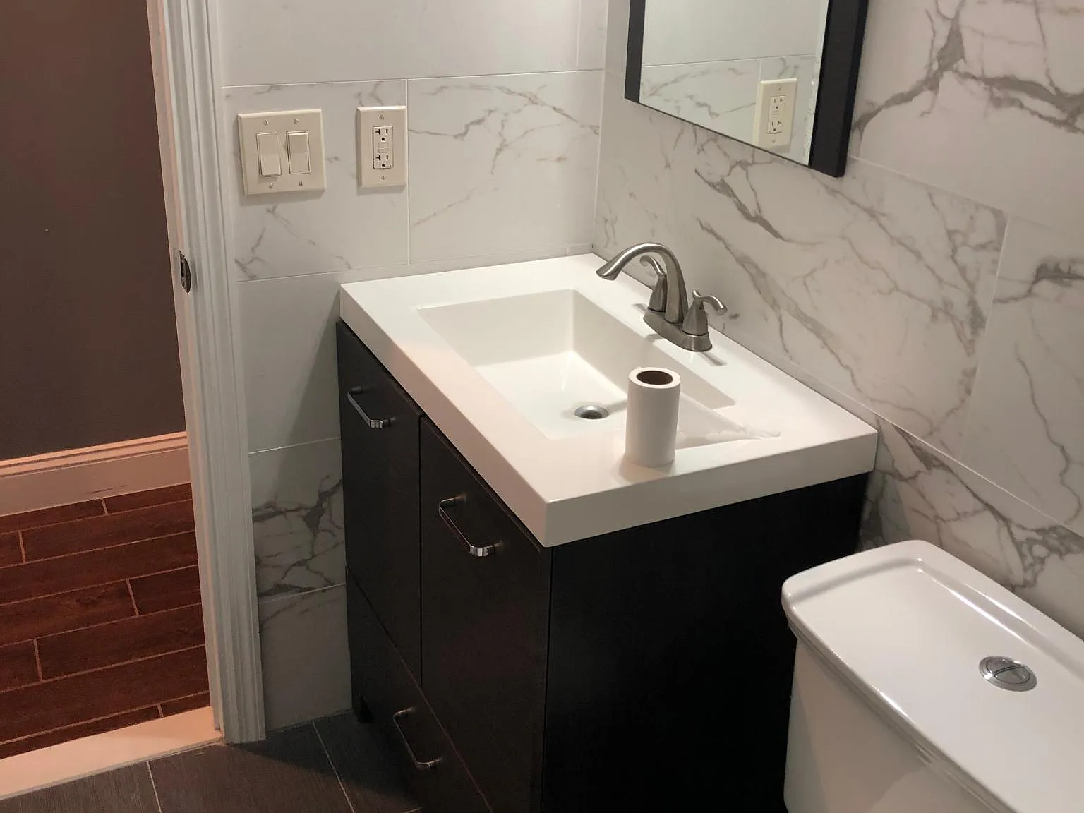 634 Tasker St — Photo 3