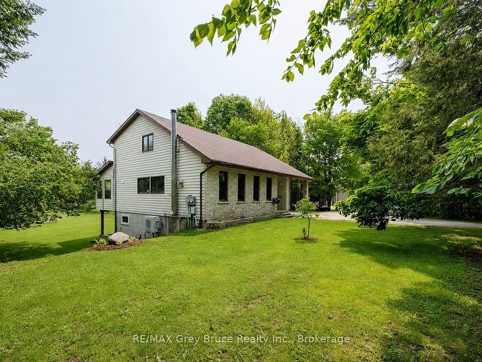 1st image of 1033 Bruce Rd #9