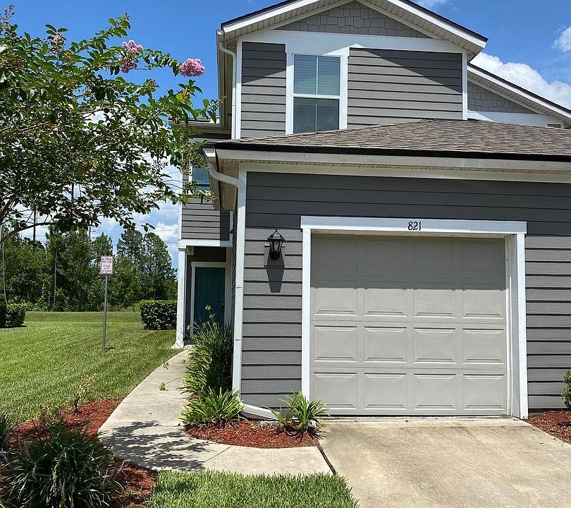 1st image of 821 Servia Dr