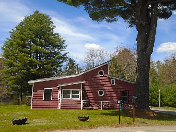 2nd image of 108 Trues Pond Road