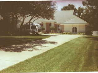 212 Country Club Rd, Shalimar, FL 32579