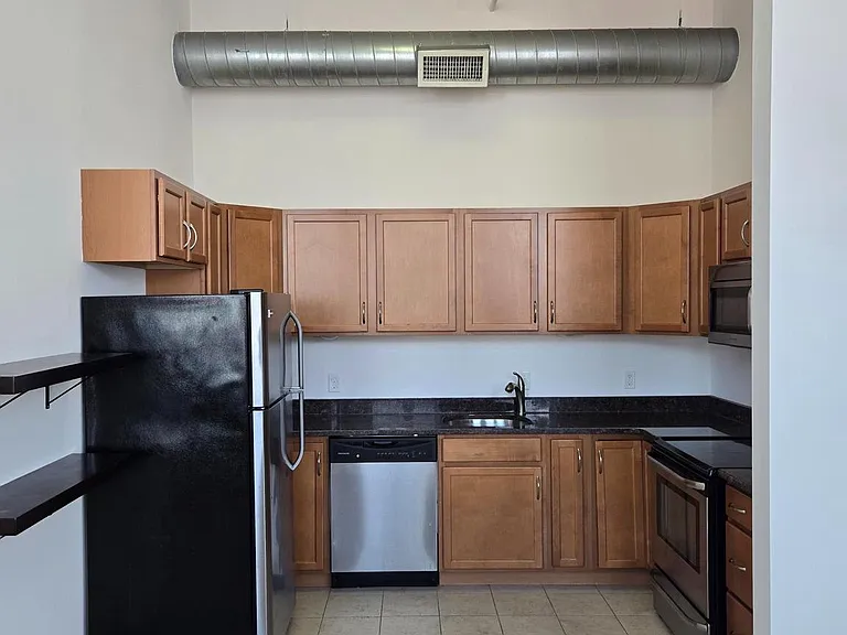 4368 Cresson St #302 — Photo 10
