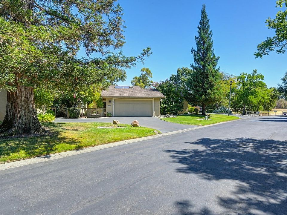 1st image of 5065 Village Oaks Dr