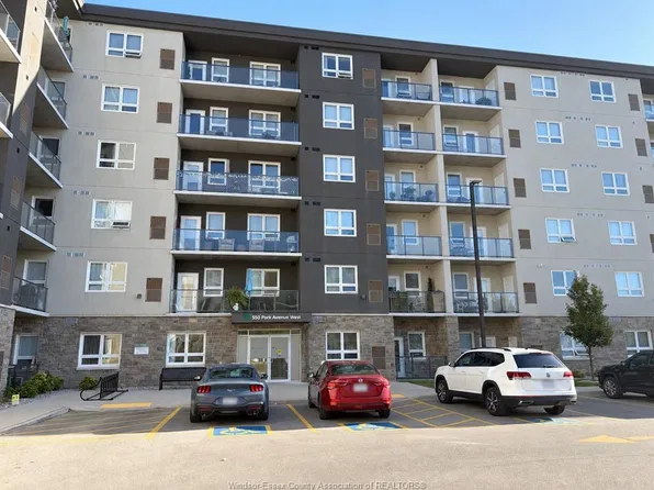 550 Park Ave W, Chatham Kent, ON