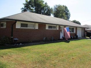 910 Birchwood Dr, Lebanon, OH 45036