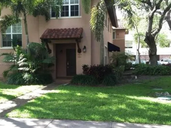 481 Menendez Ave, Coral Gables, FL 33146