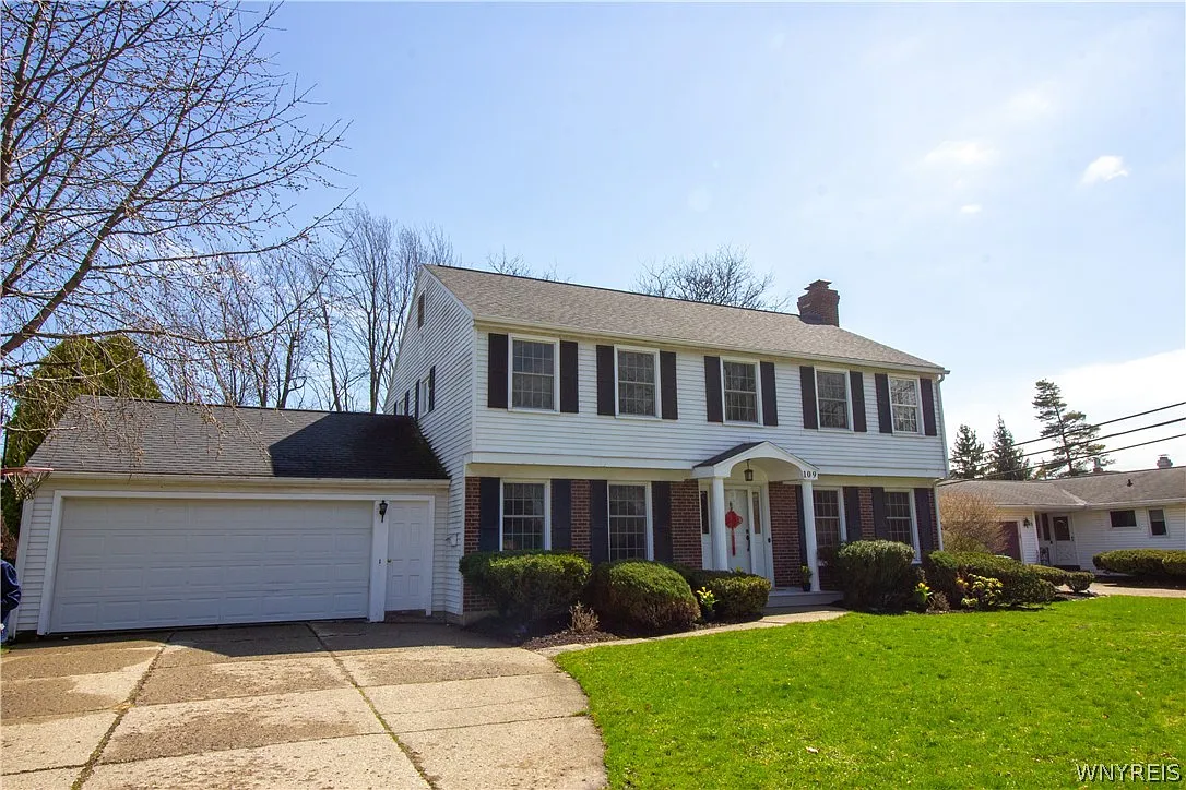109 Colony Ct photo 1