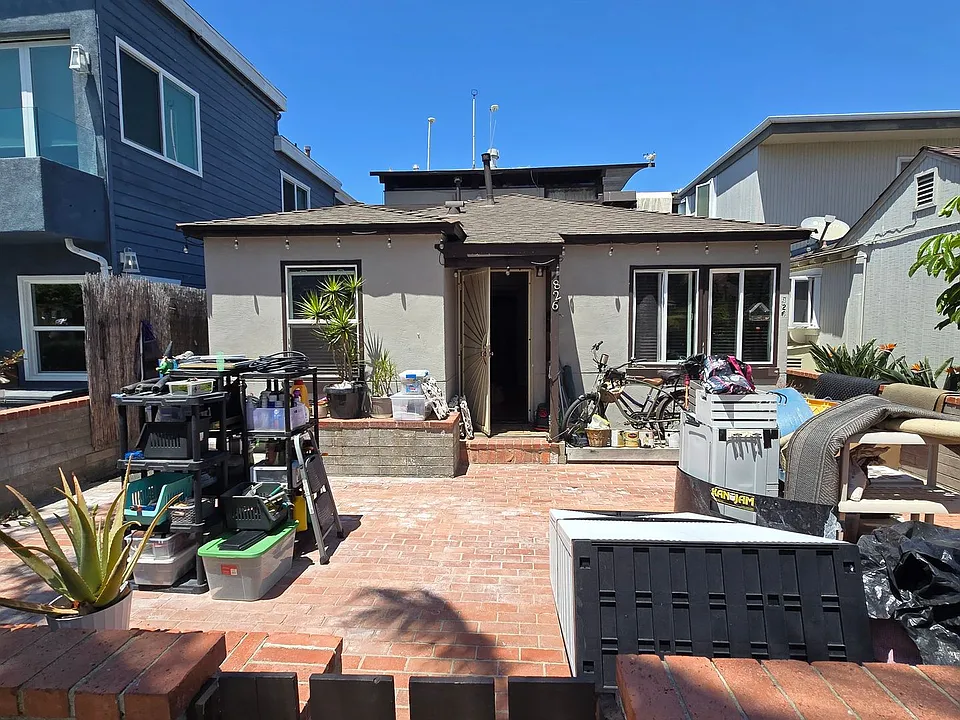 826 Allerton Ct