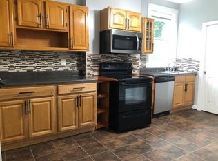 5 Wheeler St #1, Montclair, NJ 07042