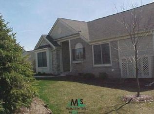 17085 Lochmoor Ct, Northville, MI 48168