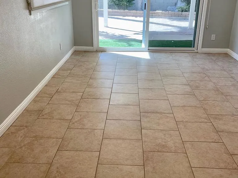 1153 Montauk Ln — Photo 3