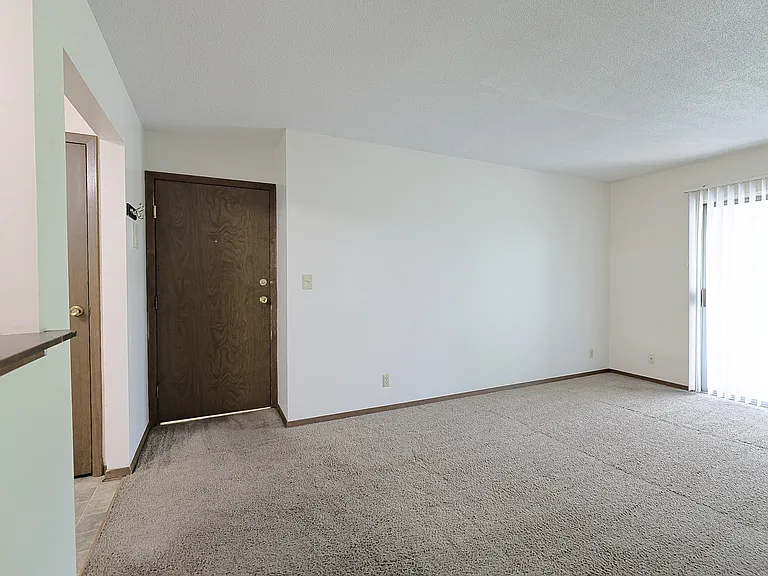 1728 S 14th St #13 — Photo 6