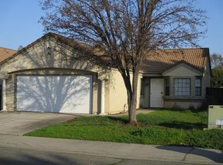 8873 Lemas Rd, Sacramento, CA 95828